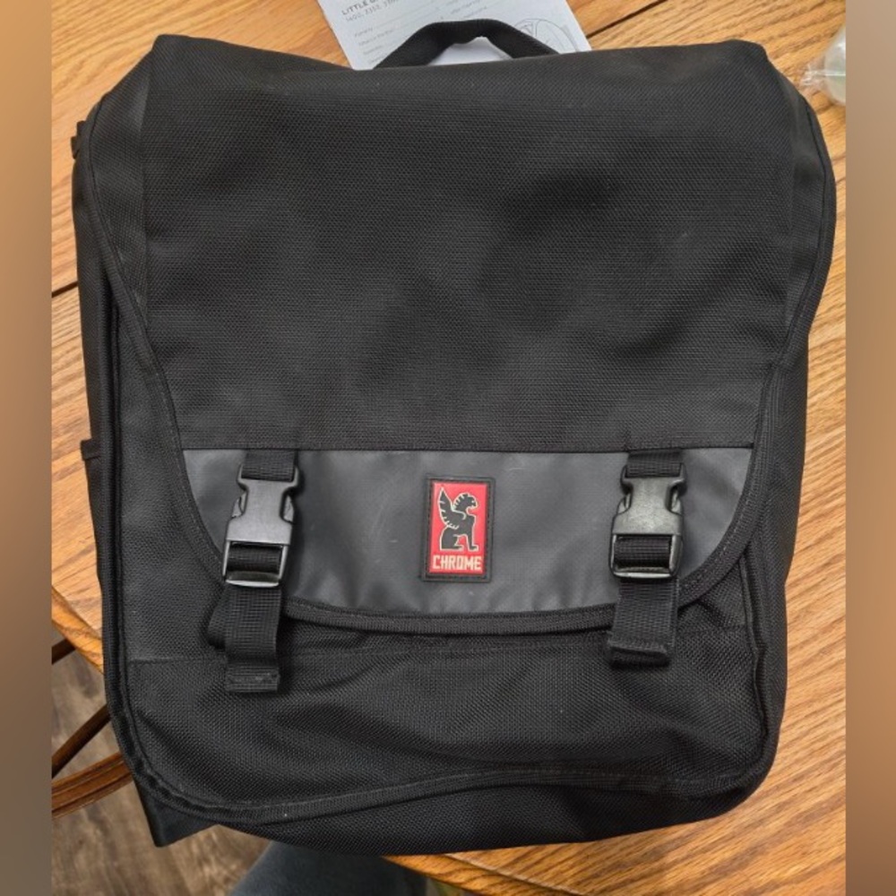 Chrome Industries Soma Messenger Bag